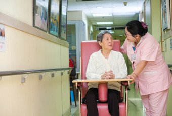 護理員值得大家尊重－保良局郭羅桂珍護老院護理員Apple (Chinese Only)