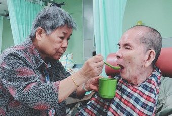 你在，月便圓 (Chinese Only)